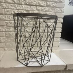 METAL SILVER BASKET 15"x16"