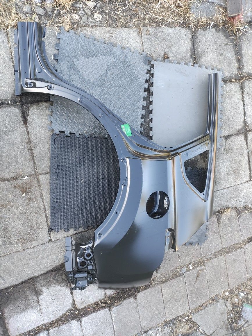 2013-2018 Toyota Rav4 Quarter Panel