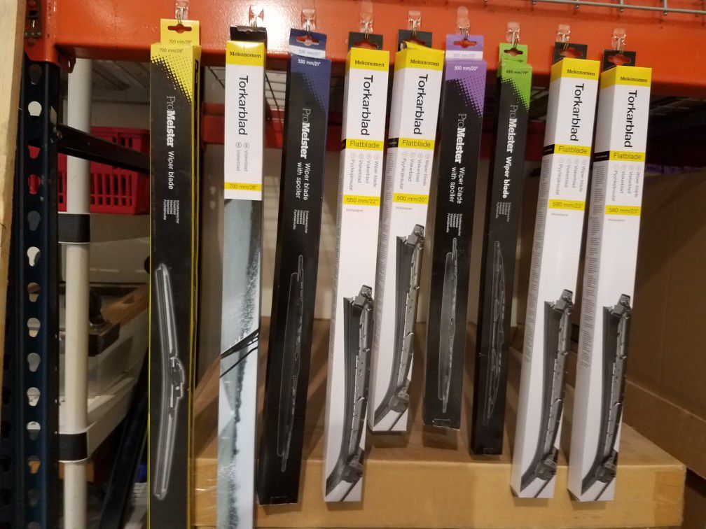 Windshield Wipers ***18"-28"!! All sizes!! Must go!!