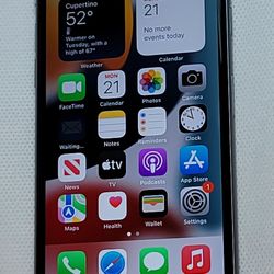 VERY NICE APPLE iPhone 6S 32GB UNLOCKED FOR ALL NETWORKS