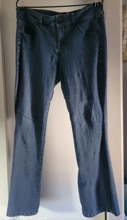 Torrid Demin Slim Fix 14R Soft Material Good Condition