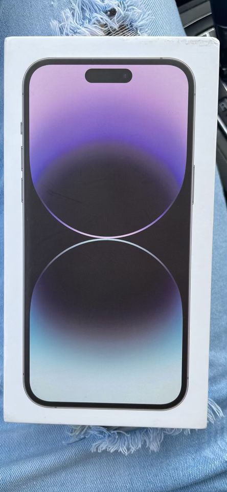 Apple Iphone 14 Pro Max “Deep Purple” Color