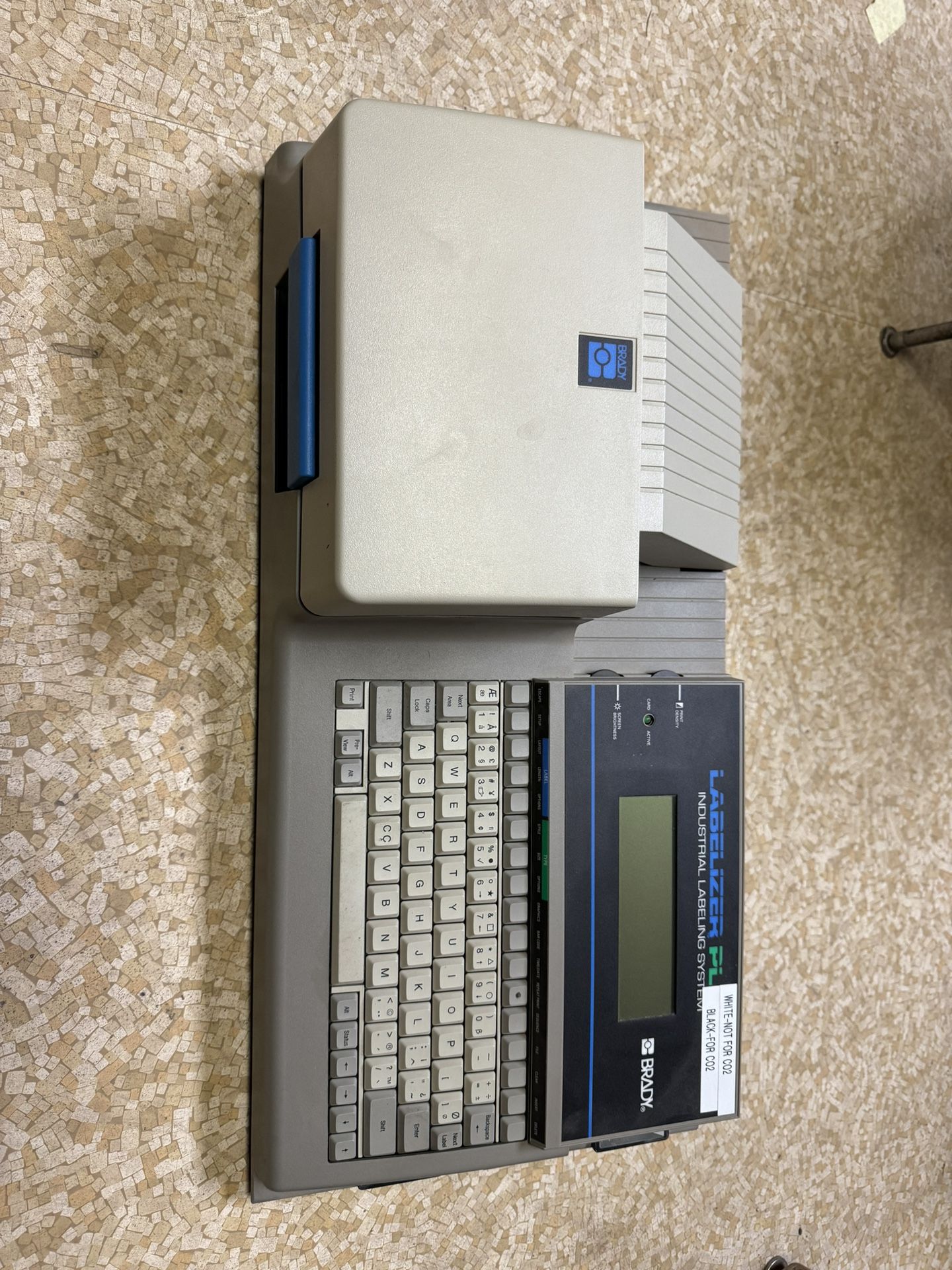 Brady Labelizer Plus Large Labeling Machine M