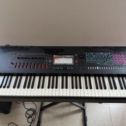 Roland FANTOM-8 EX Music Workstation Keyboard Black
