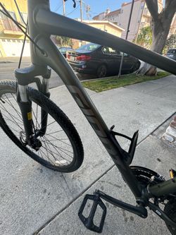 Giant Roam Bike Medium  Moss Green