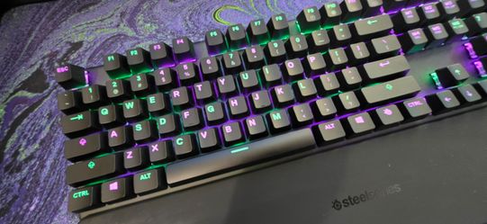 SteelSeries Apex 7 RGB Mechanical Gaming Keyboard