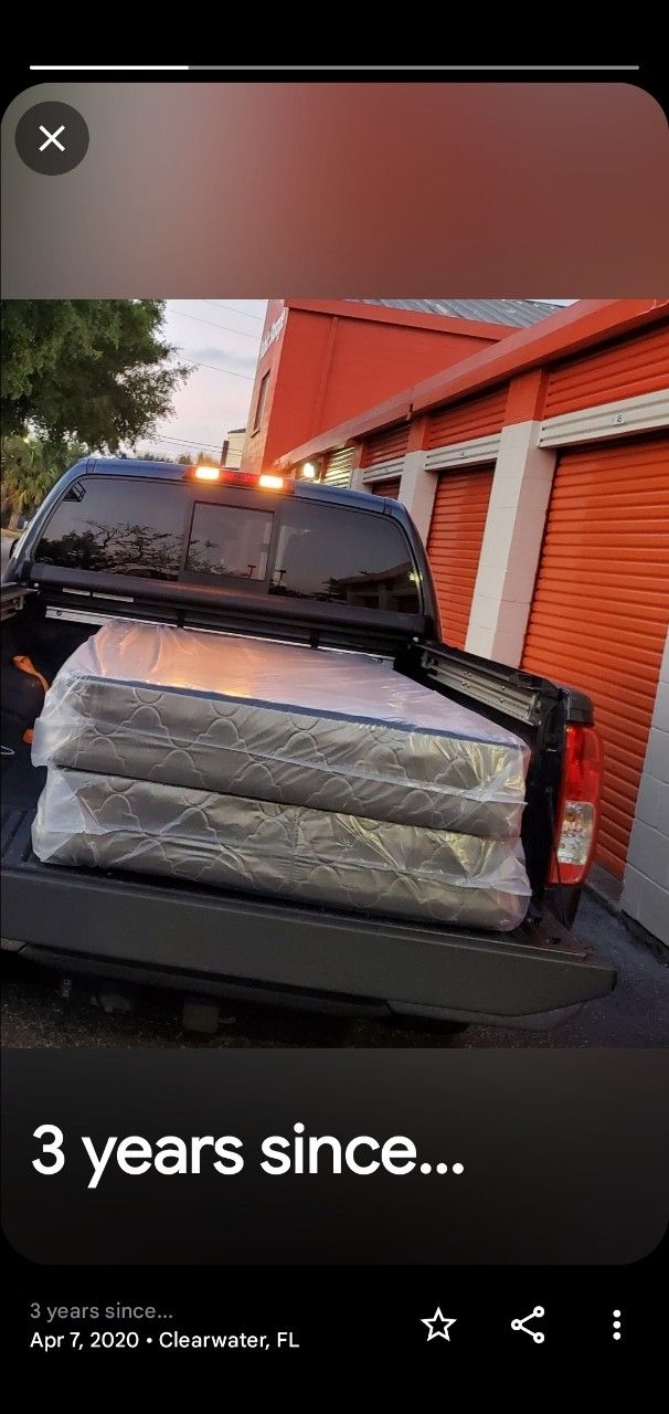 King sizes new 2 box spring can deliver