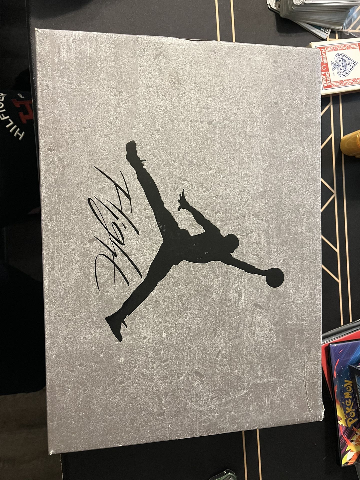 Air Jordan 4 Retro ( Cave Stone )