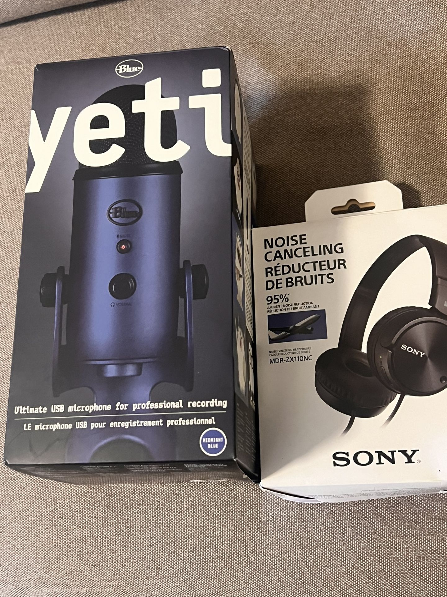 Blue YETI MIC & SONY HEADPHONES 