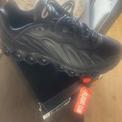 Nike Air max DN8 size 9