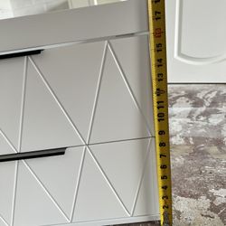 Bedroom vanity, double sink