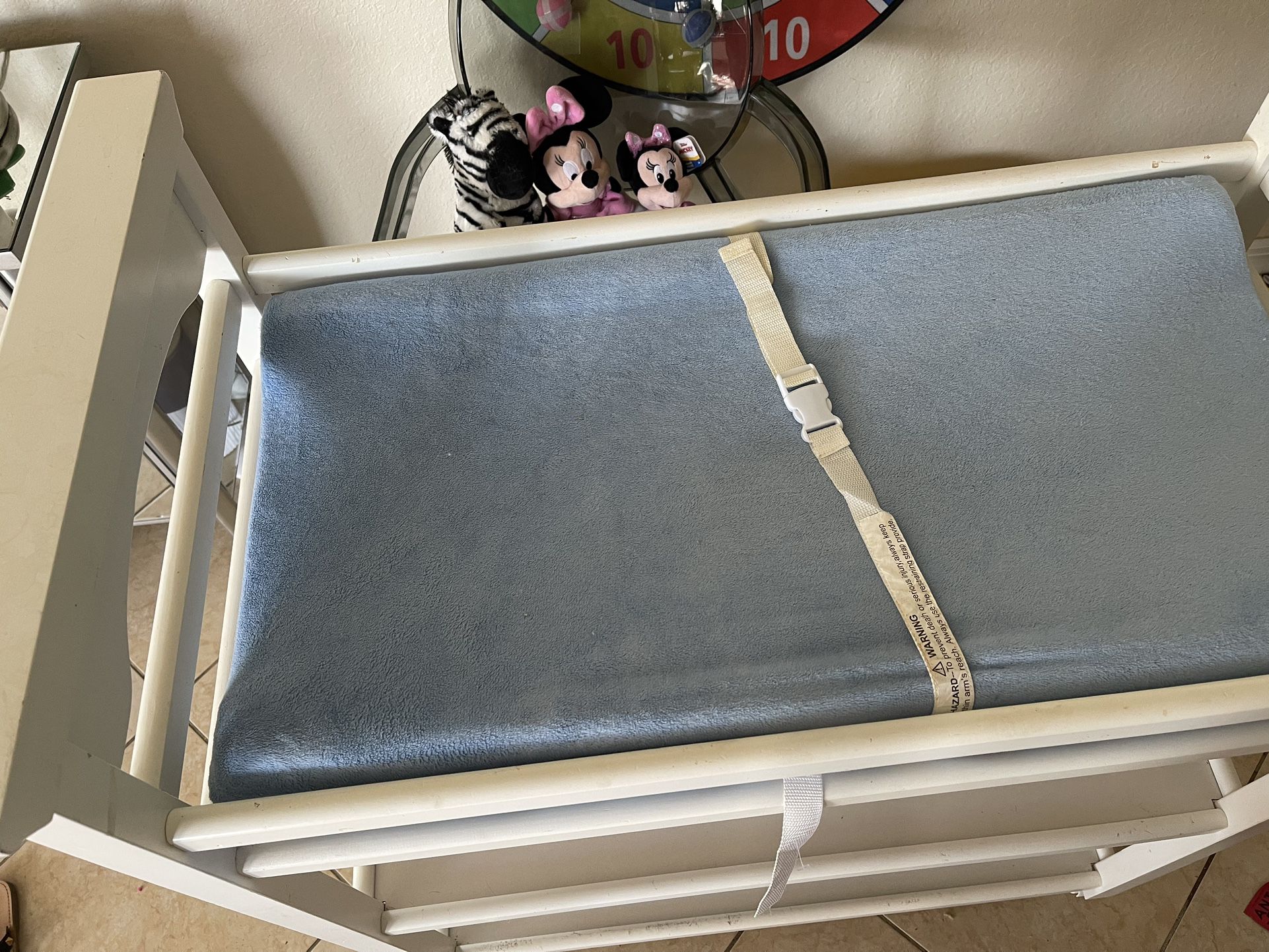 Graco Changing Table Used 