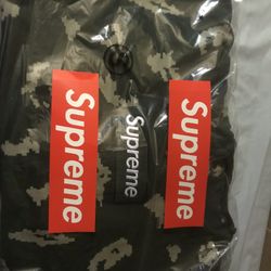 Supreme Box Logo 