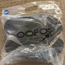 New * OOLALA Black Sandals 