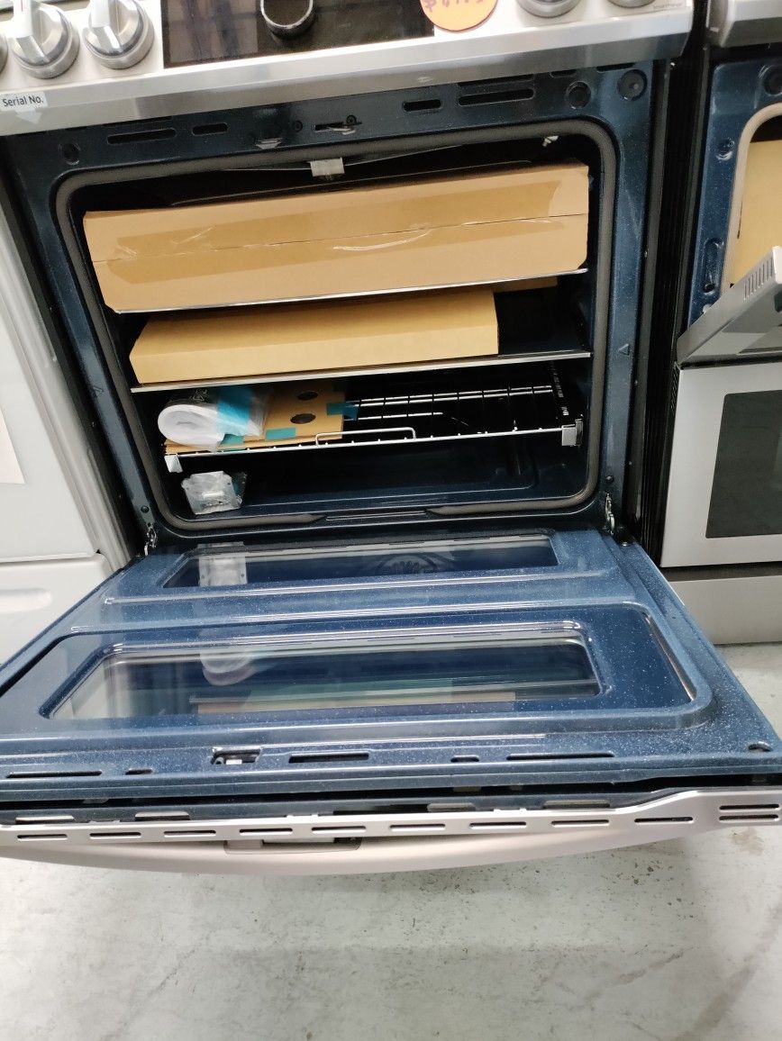 Samsung Double Oven Smart Dial Gas Stove, New Scratch And Dent