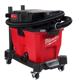 Milwaukee Wet vac 