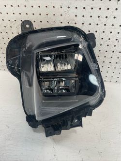 2022 2023 HYUNDAI TUCSON RIGHT SIDE HEADLIGHT OEM