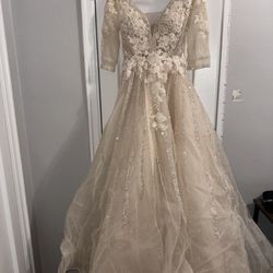 Della Couture Designer Dress Size 8 Women’s but runs small