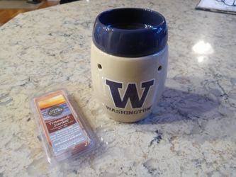 UW Husky Scentsy Wax Warmer!