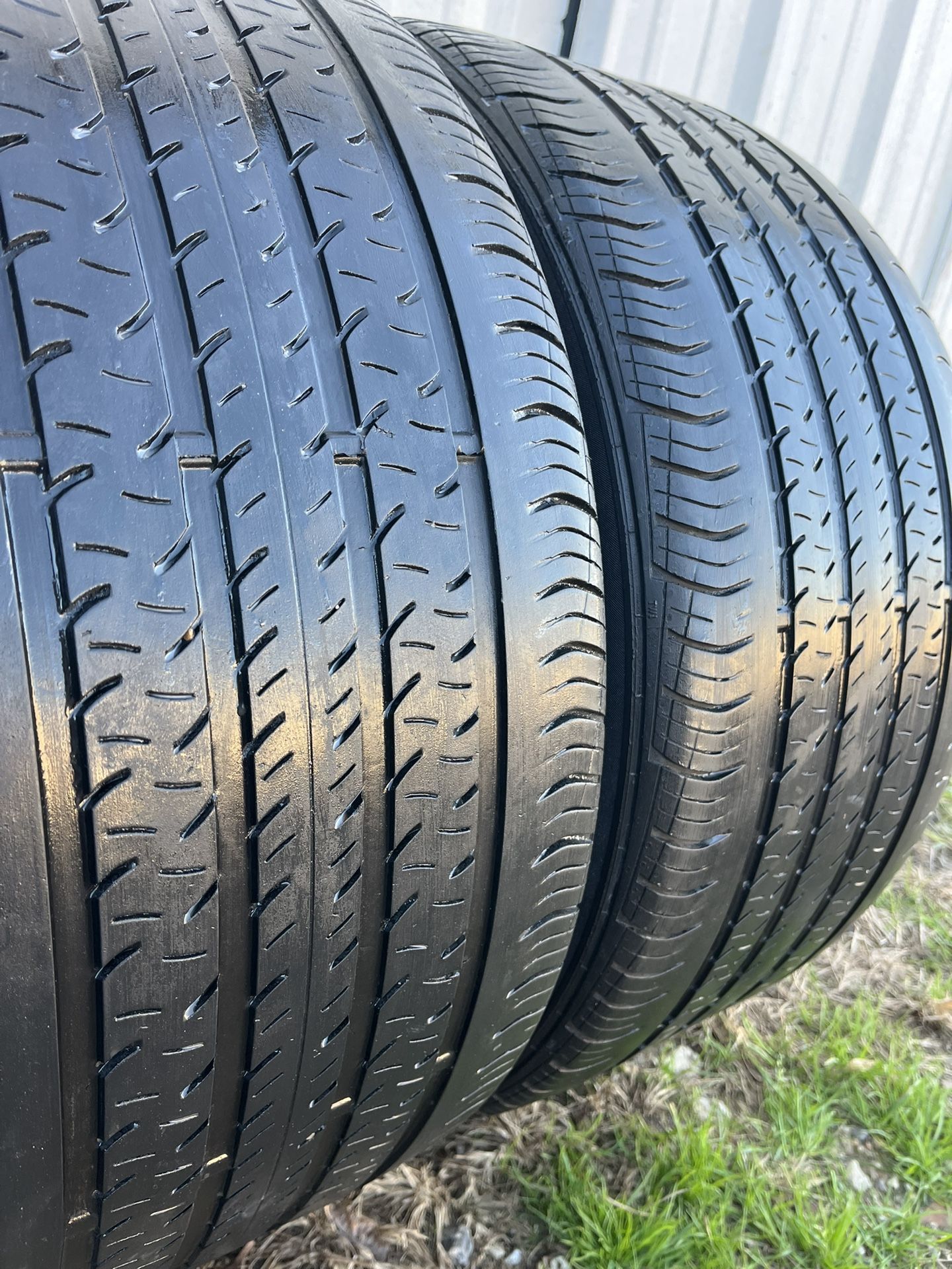 2 Tires 285 40 20 Continental