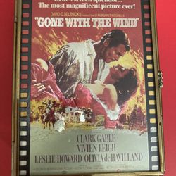 Vintage Collectible: GONE WITH THE WIND ~ GLASS TRINKET BOX ~ 1995