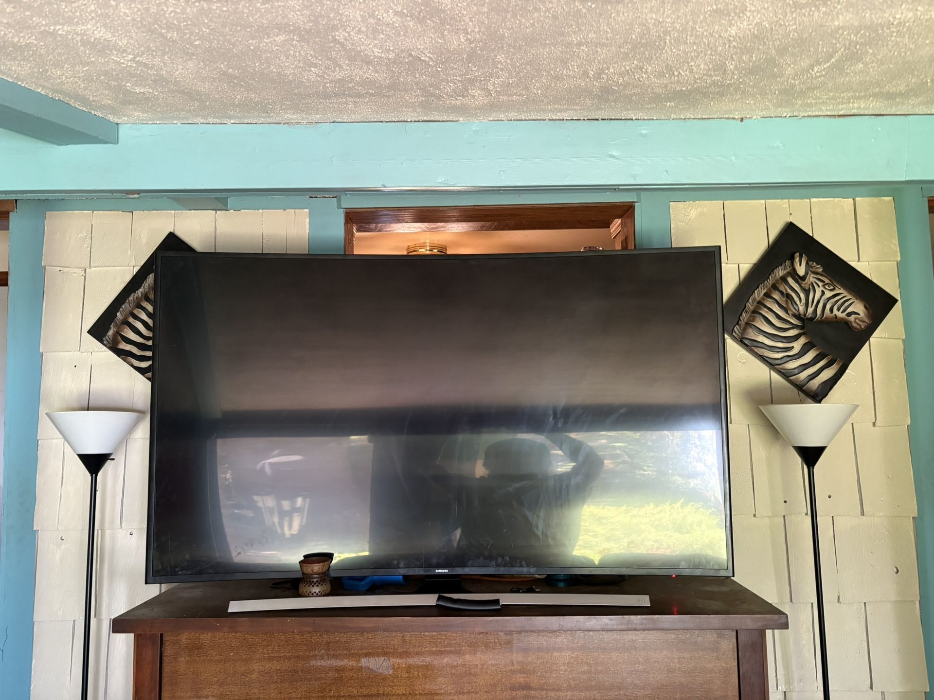 60 In Curved Samsung tv