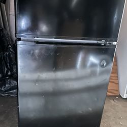 Mini Fridge with Freezer