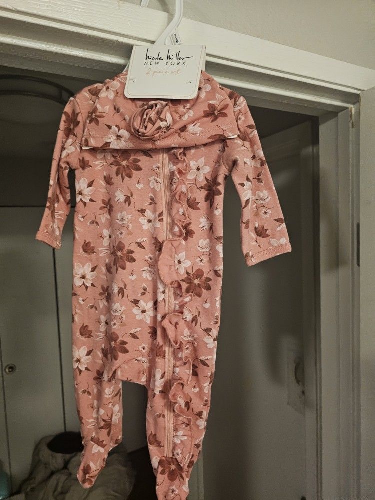 3-6 Month New Baby Romper W/beanie Girls