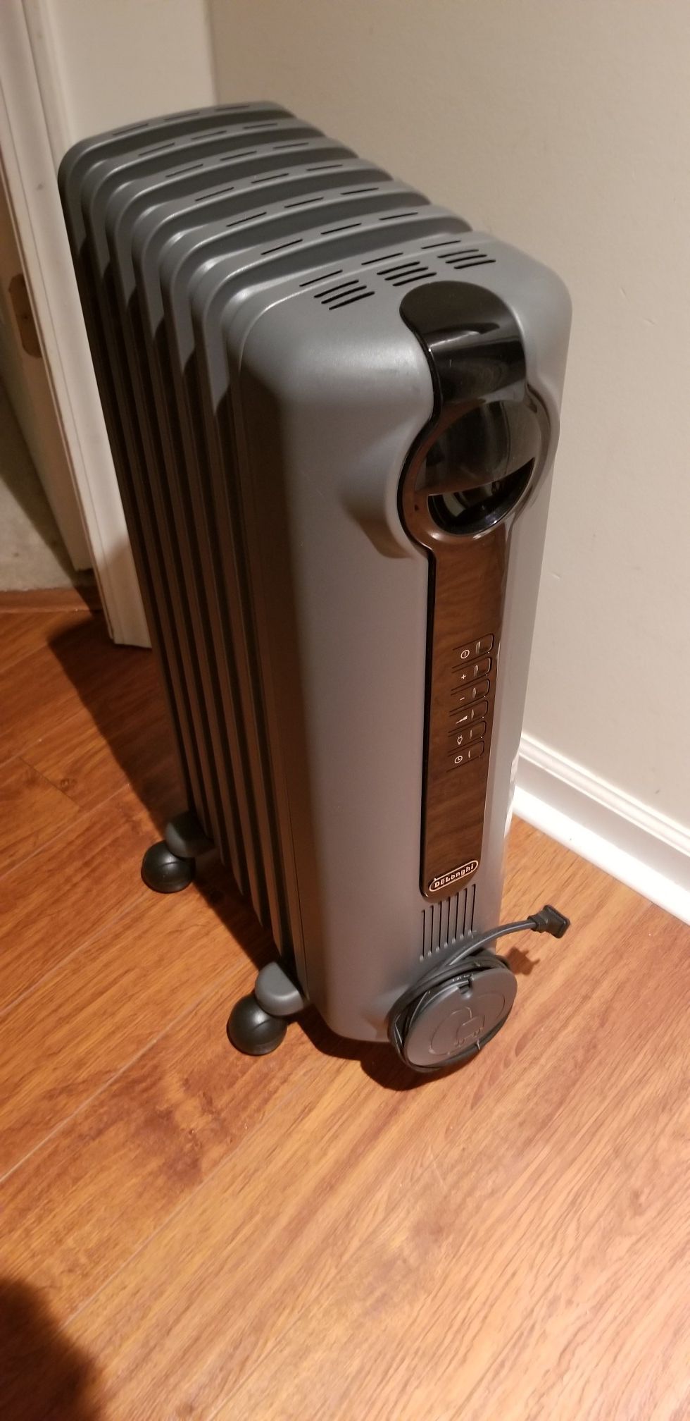 Delonghi Space Heater Indoor Oil Filled Thermostat