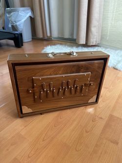 Shruti Box