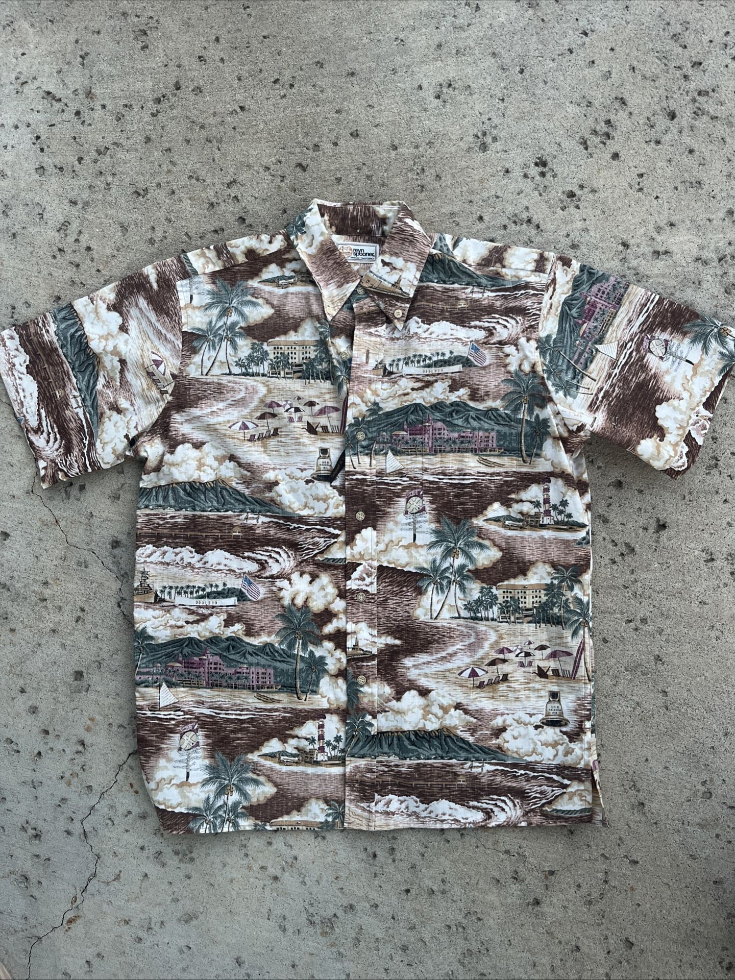 NWOT Reyn Spooner Medium 75th Anniv Pearl Harbor Military Popover Kloth Brown