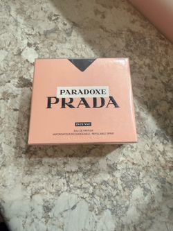 Paradoxe prada