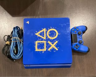 PlayStation 4 Days of Play edition