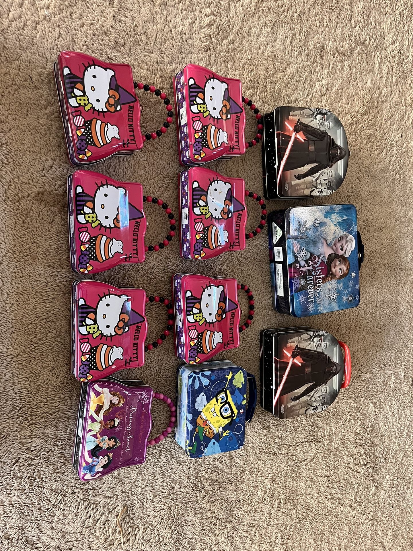 Kid Lunch Boxes With Hello Kitty, Star Wars, Frozen, Sponge Bob, And Princess