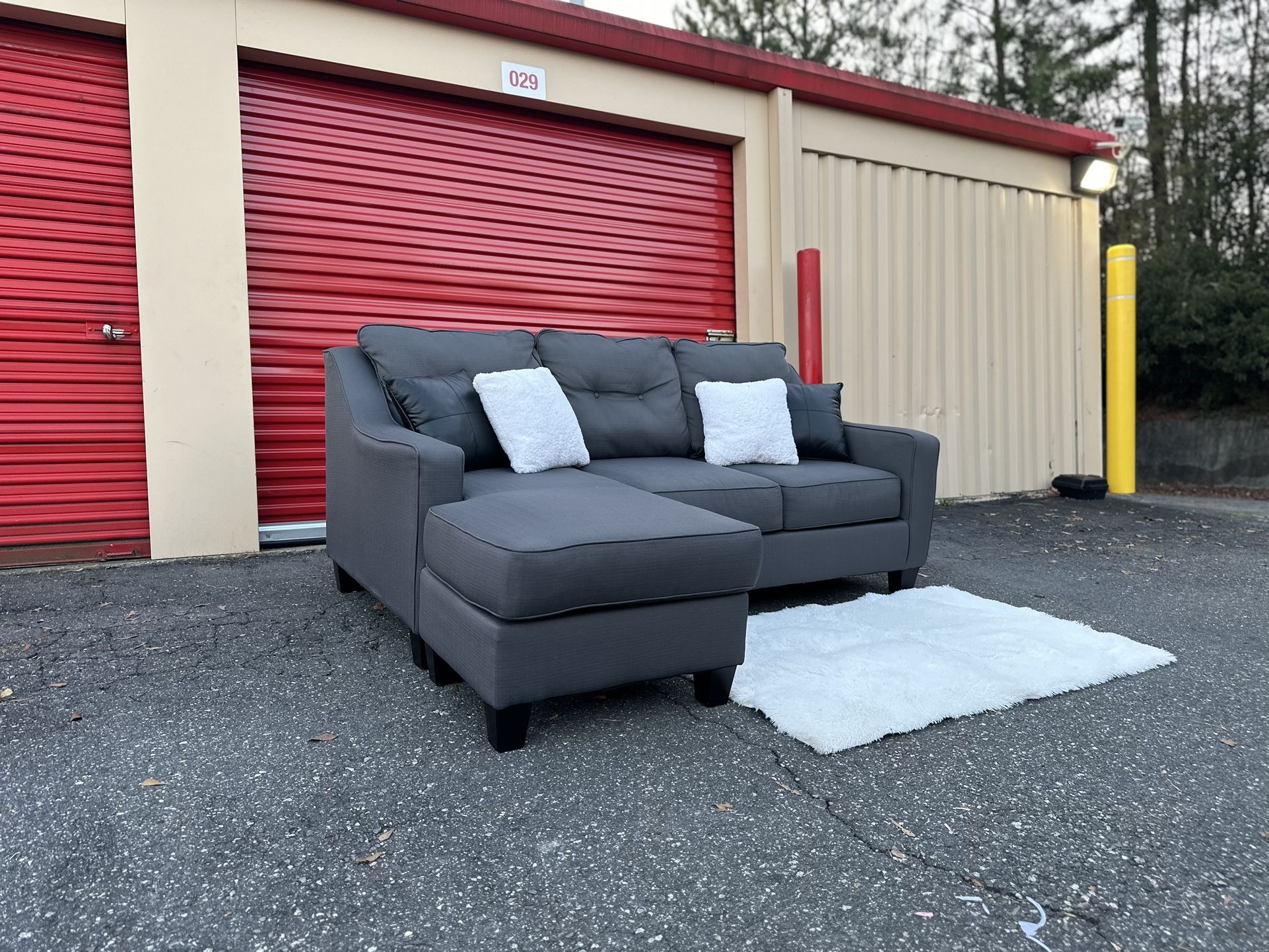 (Delivery) Ashley Furniture Sectional Couch/Sofa With Reversible Chaise for Sale in Mount Holly