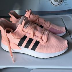 Adidas #9.5