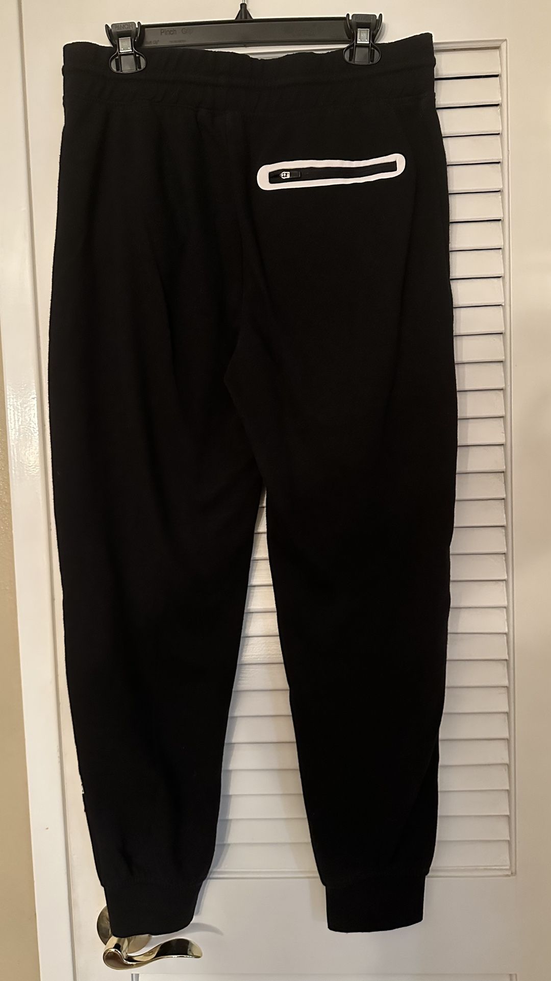 R A I D E R S Sweat Pants Men s clothing