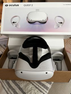 Oculus Quest 2 With Advanced Adjustable Headset!