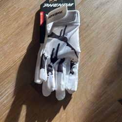 Phenom Gloves
