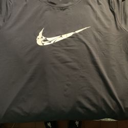 Nike Women Dry Fit Shirt
