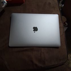 Apple MacBook Air 2022 Laptop with Apple M2 chip (13.6-inch, 8GB RAM, 256GB SSD Storage) Midnight (Renewed