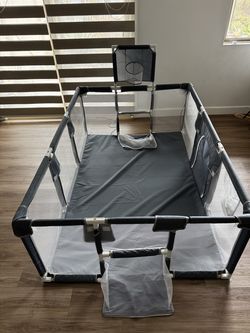 Free playpen