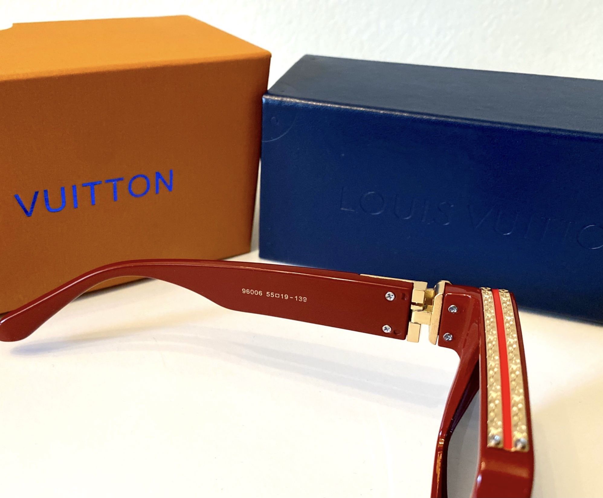 Louis Vuitton Moka Z0658U Persuasion Square Sunglasses for Sale in  Carmichael, CA - OfferUp