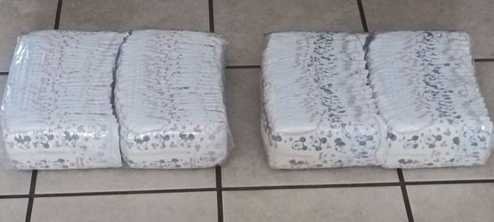 2 Pack 56 Count $10 Each Huggies Snug & Dry Size 2 Baby Diapers