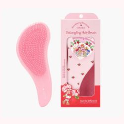 Strawberry Shortcake De tangling Brush 