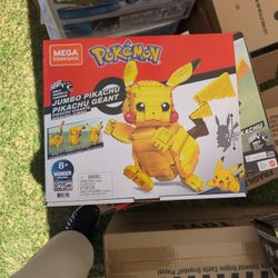 Pokemon Mega Construx Jumbo Pikachu 825 Pieces