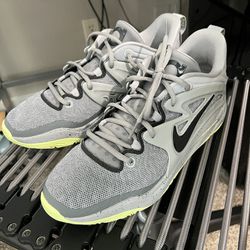 Nike KD 15 Wolf Grey Size 10.5