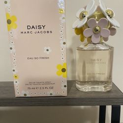 MARC JACOBS DAISY EAU SO FRESH
