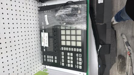 Native Instruments Maschine Studio