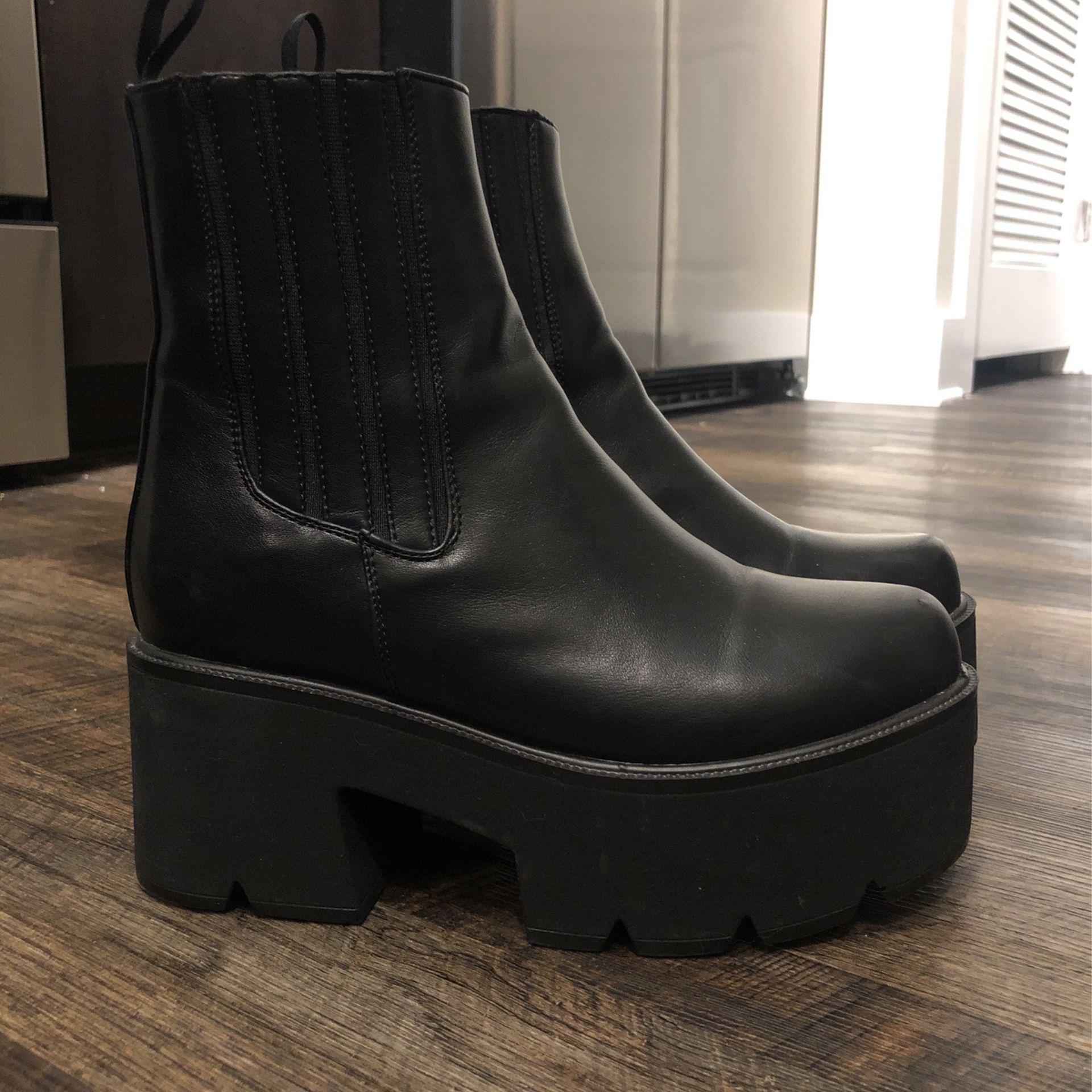 Black Womens Booties Size 7